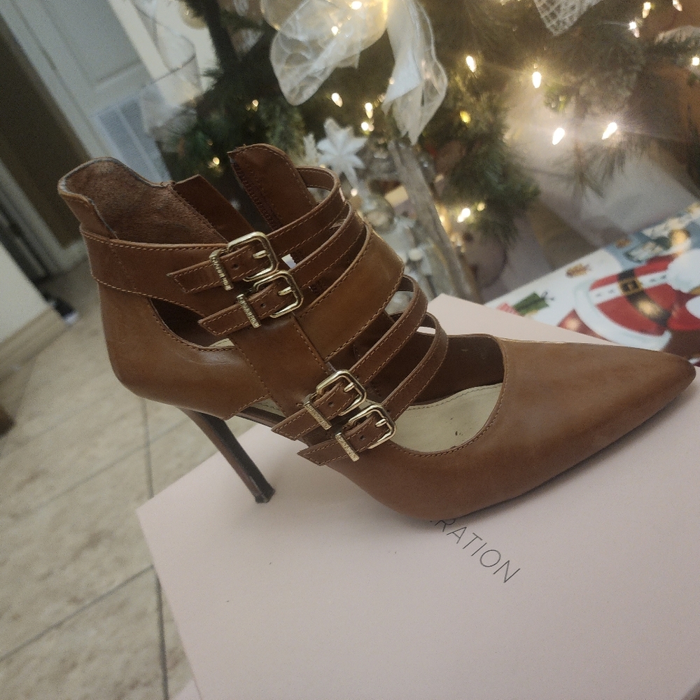 Casual shoes
